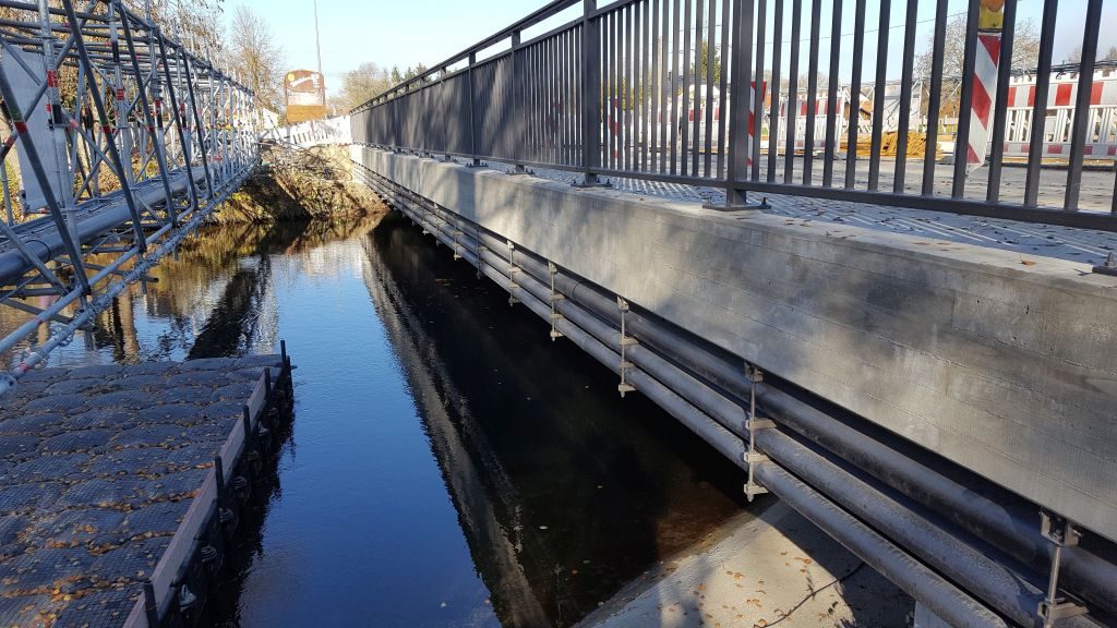 Mehrfachrohraufhängungen 07 bis 11/2018