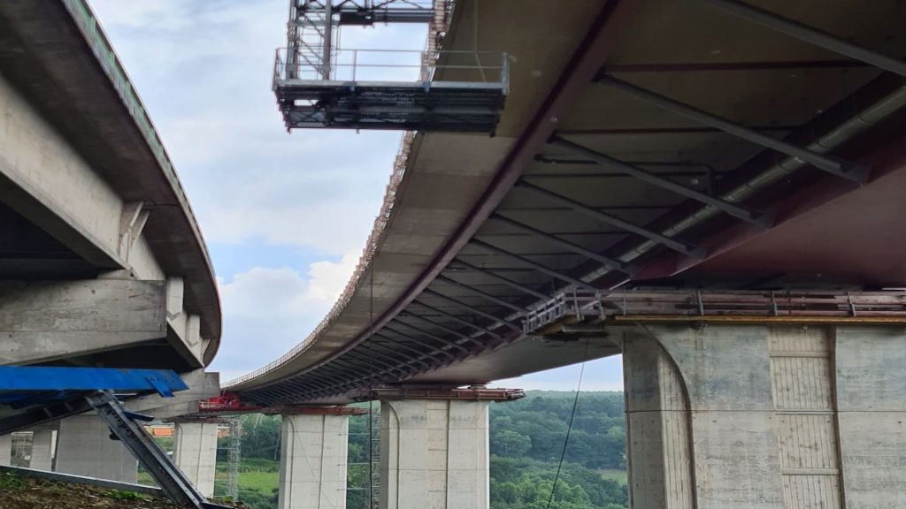 Brückenentwässerung aus GFK 2020 - 2023