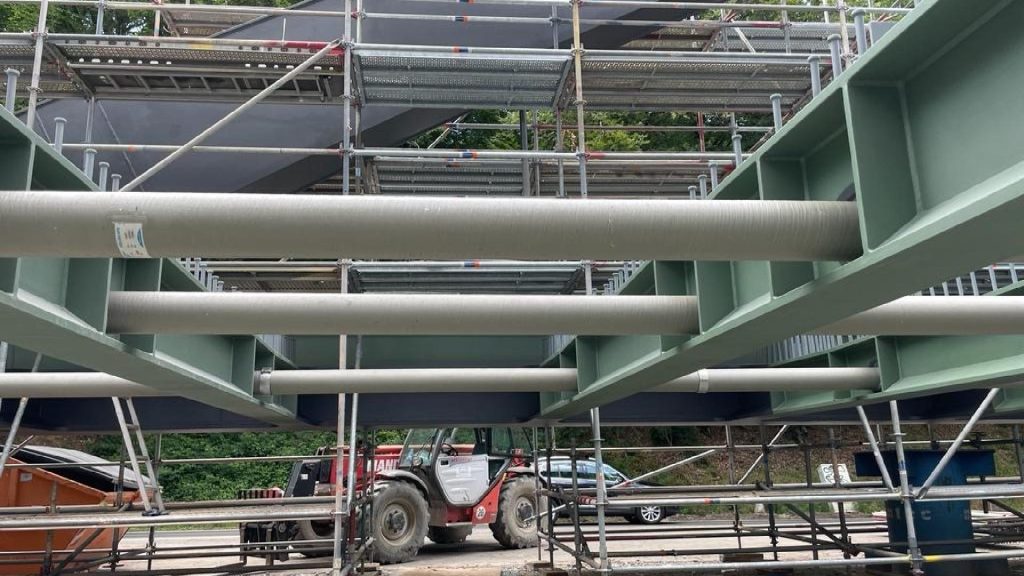 Brückenentwässerung aus GFK 
Streckenentwässerung